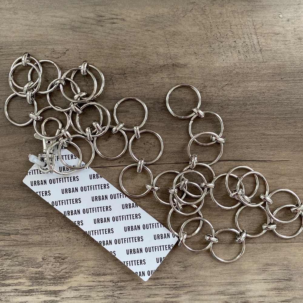 NWT Urban Outfitters Chain Belt S/M